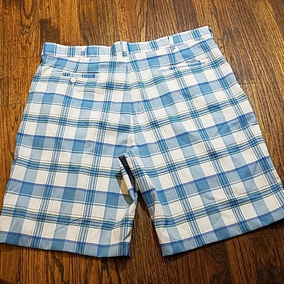 (38) Allan Flusser GOLF shorts - Picture 2 of 4